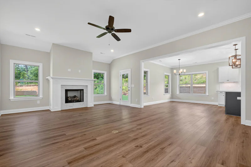 Gallery Photo 10