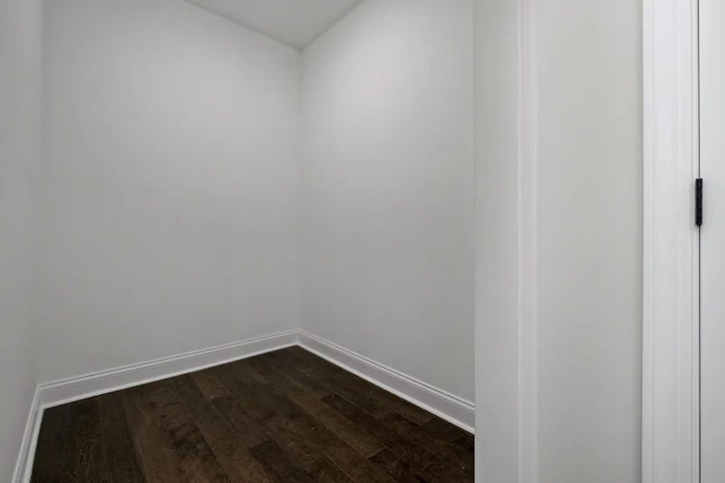 Gallery Photo 17