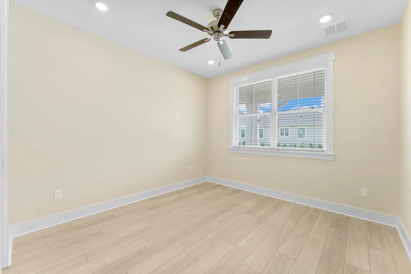 Gallery Photo 7