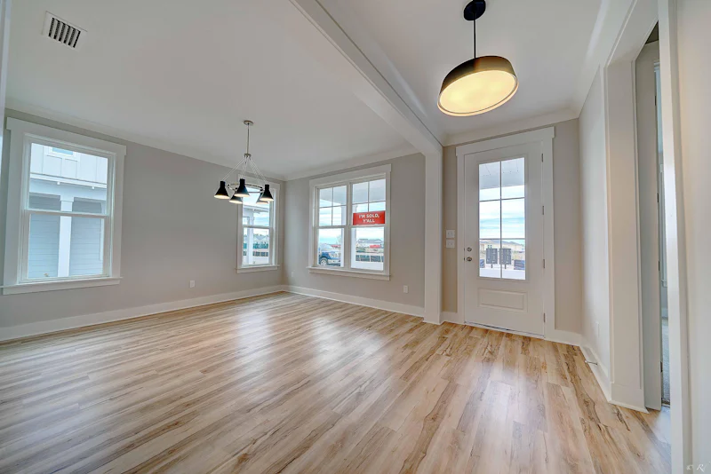Gallery Photo 10