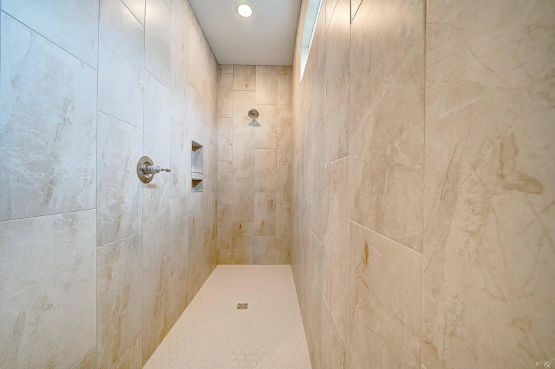 Gallery Photo 23