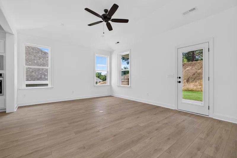 Gallery Photo 15